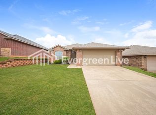 10701 SE 26th St, Midwest City, OK 73130