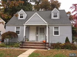240 David Hooper Pl UNIT 2, Westwood, NJ 07675