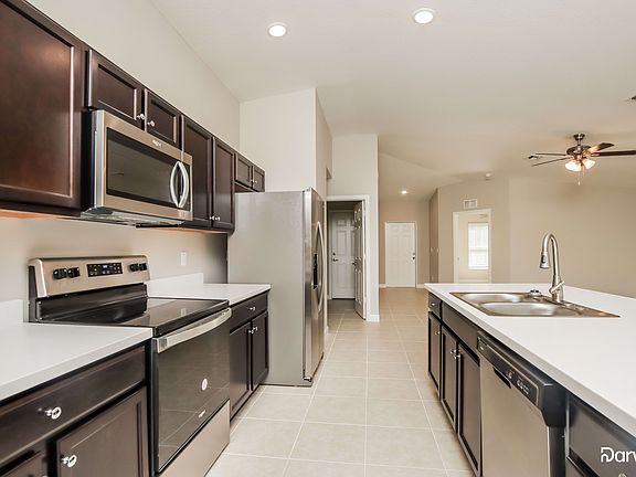 3rd image of 2627 Trinity Ave SE