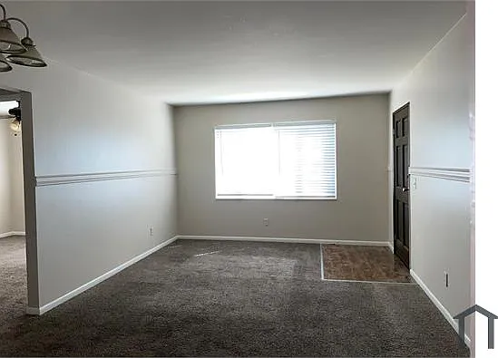 2 bed, 740 sqft, $1,100 — Photo 4