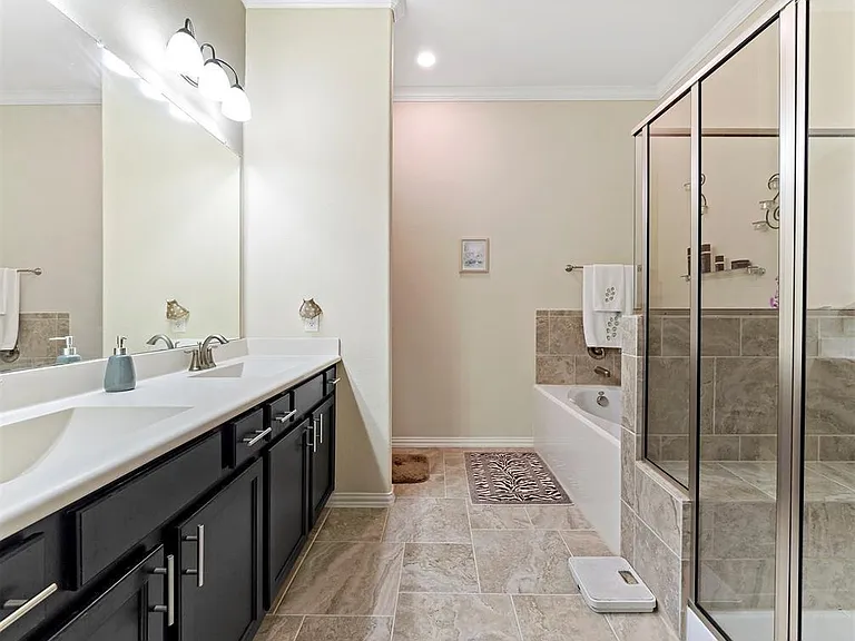 6915 Astrapia Bay Xing — Photo 18