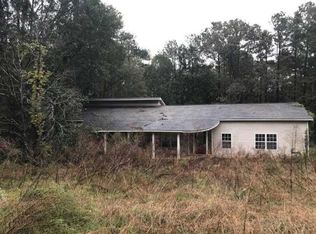 146 Broadleaf Dr, Talladega, AL 35160
