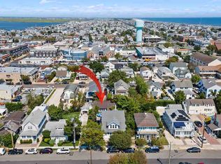 246 99th St APT 3, Stone Harbor, NJ 08247