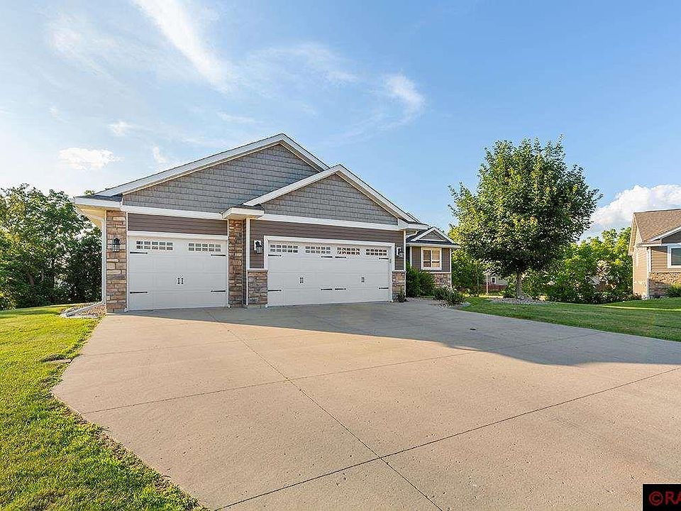 1st image of 112 Crystal Ct