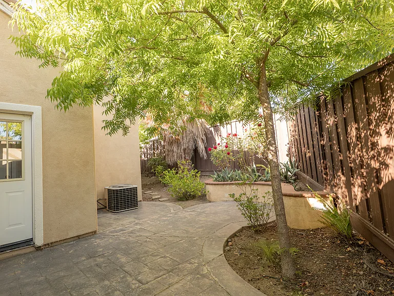 3220 Vernazza Ave — Photo 13