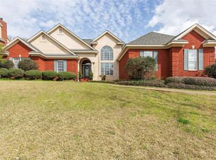 710 Fountain Ln, Prattville, AL 36067