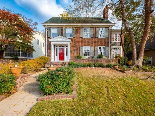 313 Colonial Ct, Little Rock, AR 72205