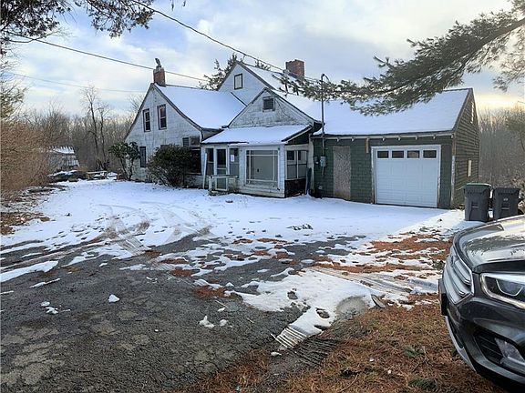 2nd image of 429 Van Burenville Rd