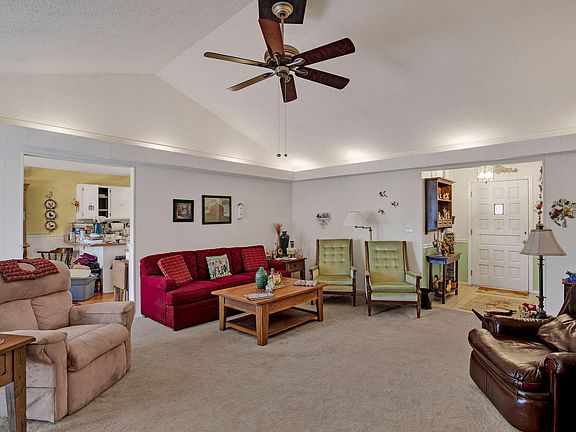 5th image of 3831 W Driftwood St