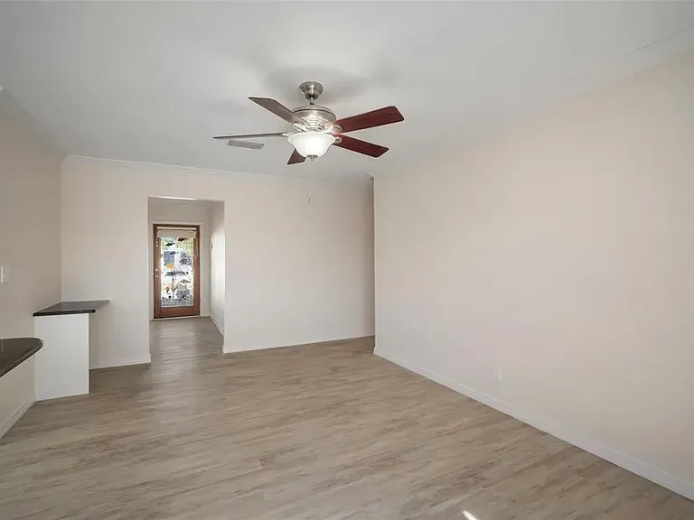 910 Spindle Palm Way — Photo 24