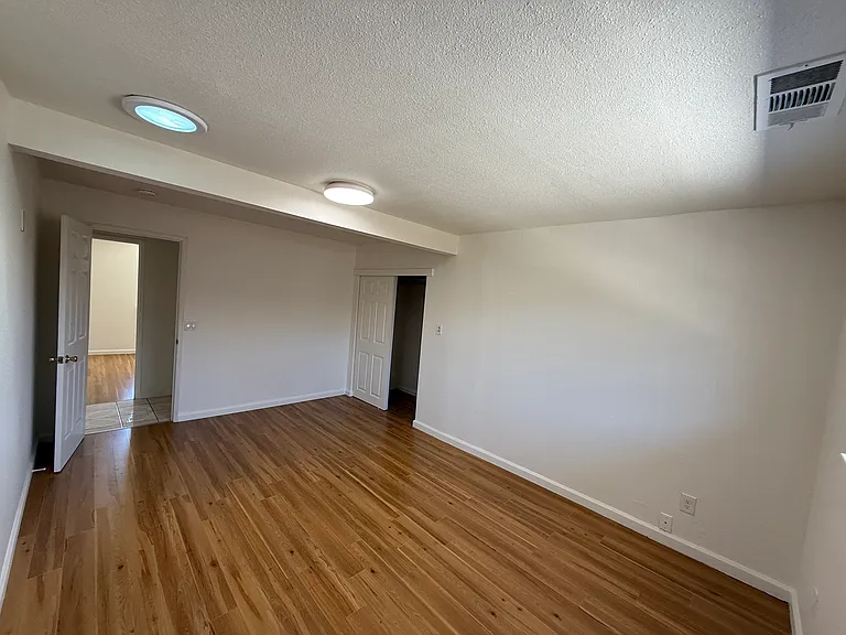 434 Hibiscus Ct — Photo 10