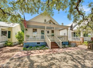 209 N Lord St, Southport, NC 28461
