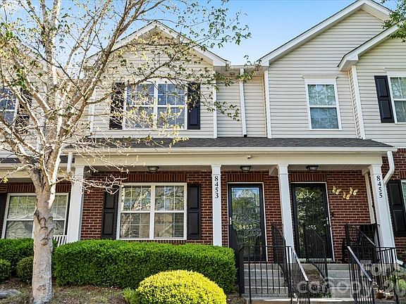 3rd image of 8453 Big Creek Ct