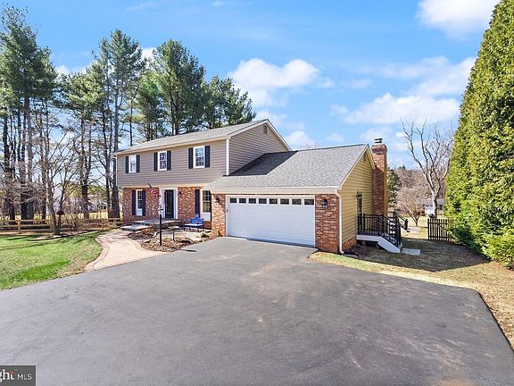 3rd image of 4354 Misty Ridge Dr