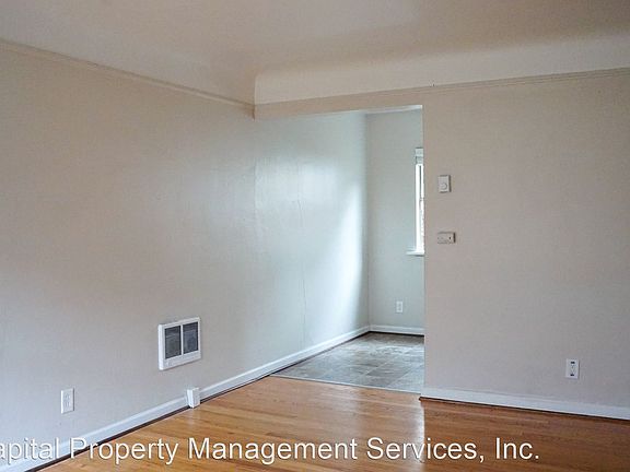4th image of 2049-2063 NW Irving St #5453996