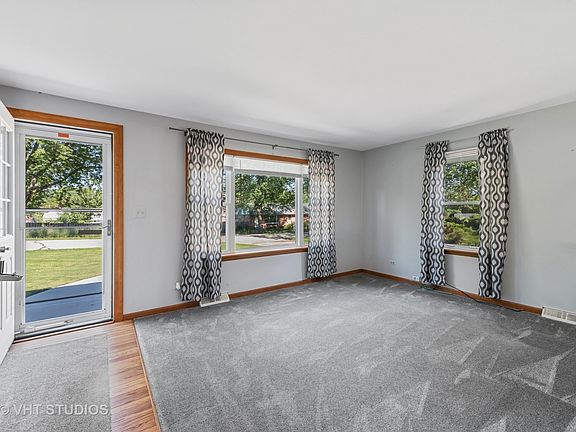 2nd image of 11 Lake Dr