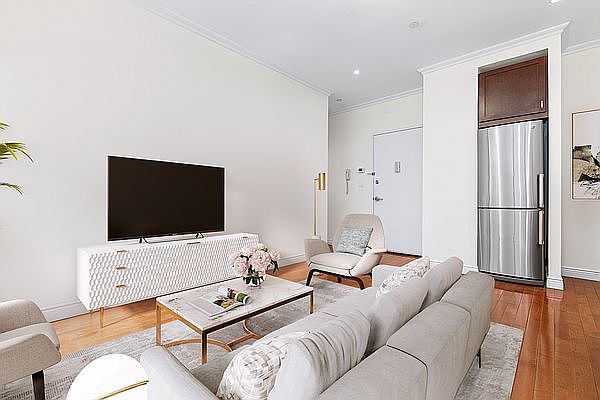 1st image of 488 7th Ave #2L
