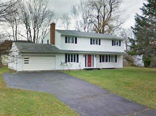 280 Ashley Dr, Rochester, NY 14620