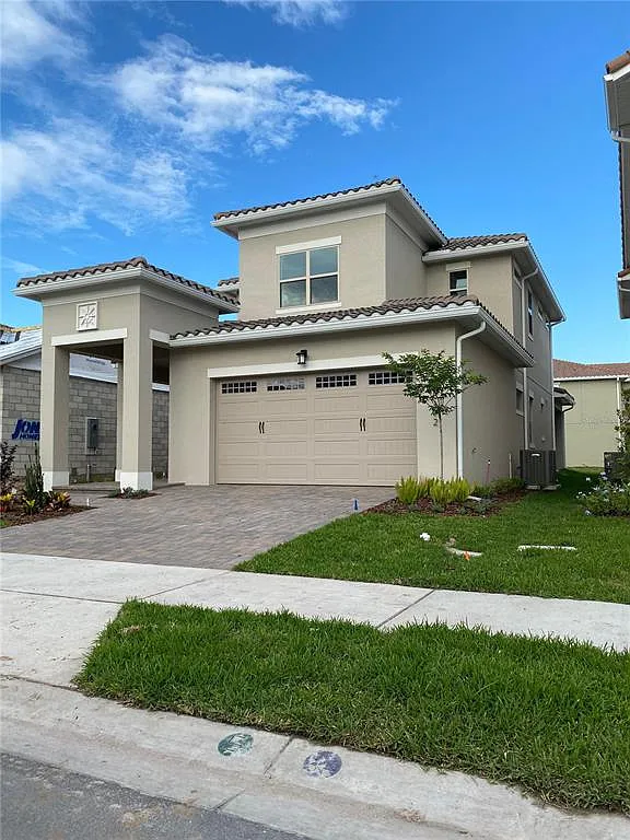 Building Photo - 8112 Mabury Ln