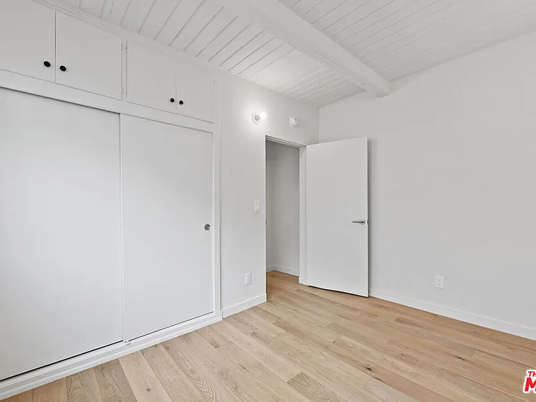 2210 Echo Park Ave #4 — Photo 11