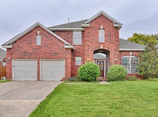 556 Salisbury Dr, Grand Prairie, TX 75052