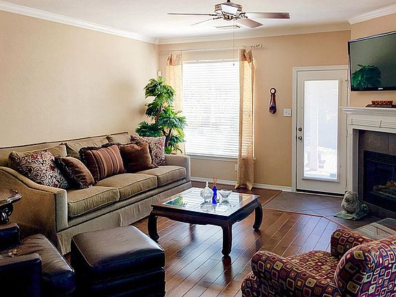 4th image of 17219 Floralgate Ln