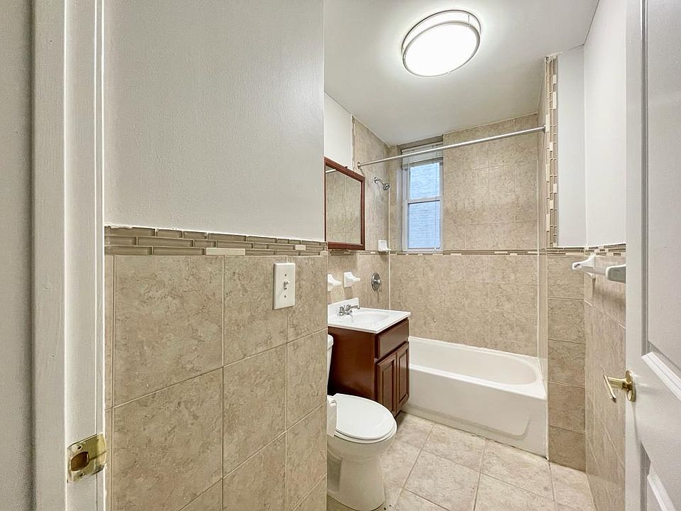 2nd image of 96 Highland Ave #106AB