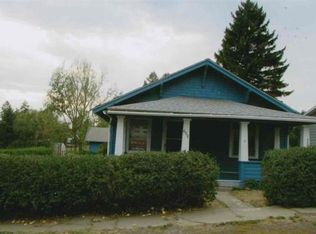 605 N Broadway St, Tekoa, WA 99033