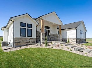 2593 McCrae Rd, Cheyenne, WY 82009