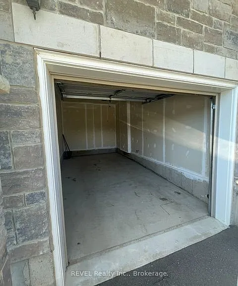8761 Sourgum Ave — Photo 2