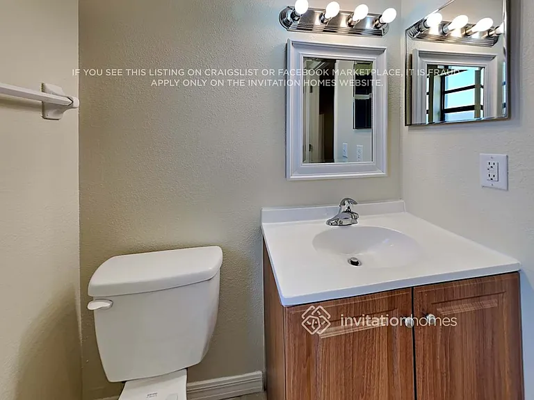 1856 Edith St NE — Photo 14