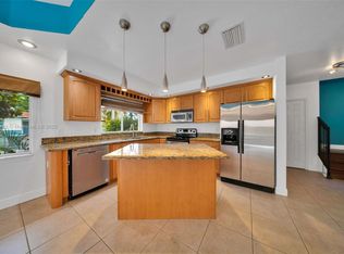 2814 SW 27th St #1, Miami, FL 33133