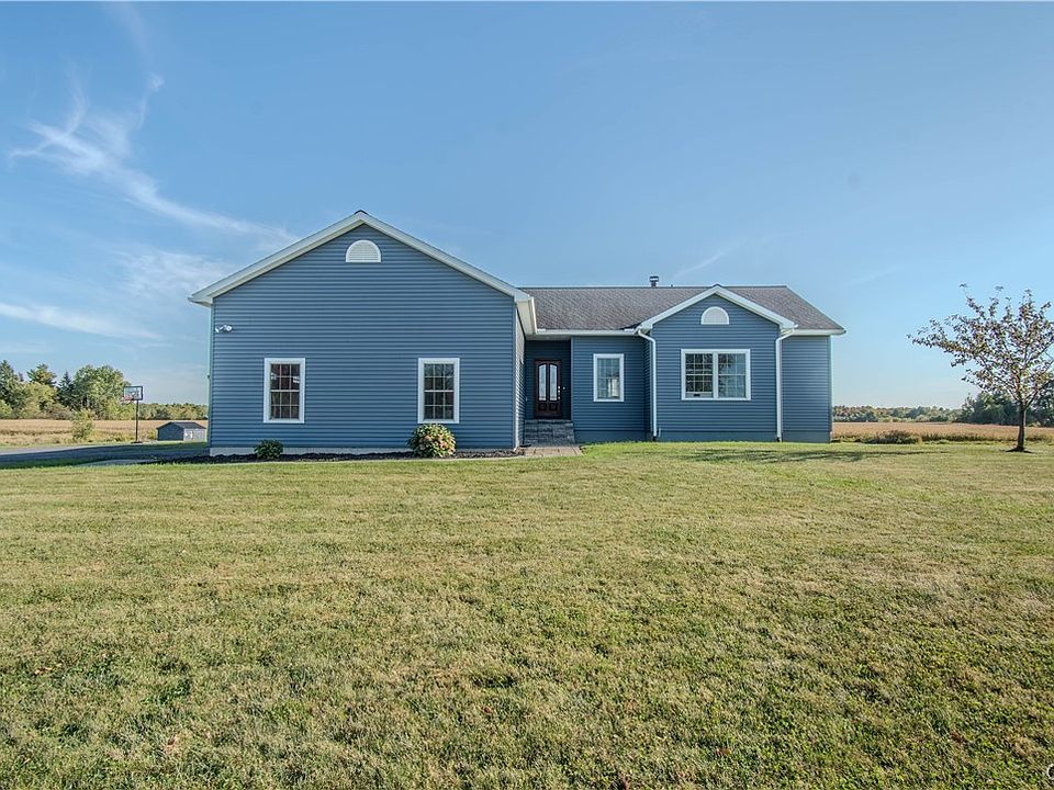 1st image of 20892 Strickland Rd