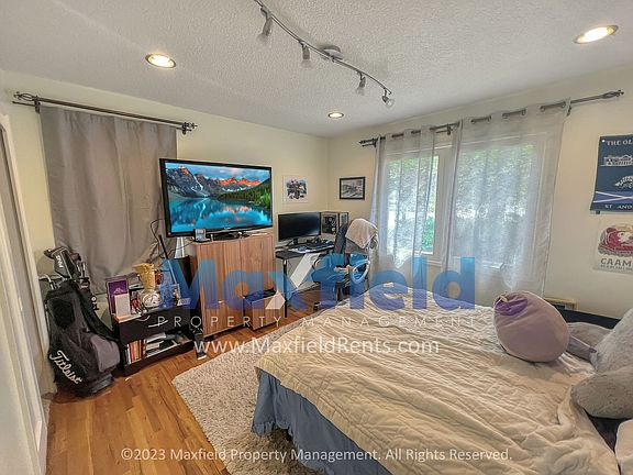 3rd image of 3351 E Metro Way