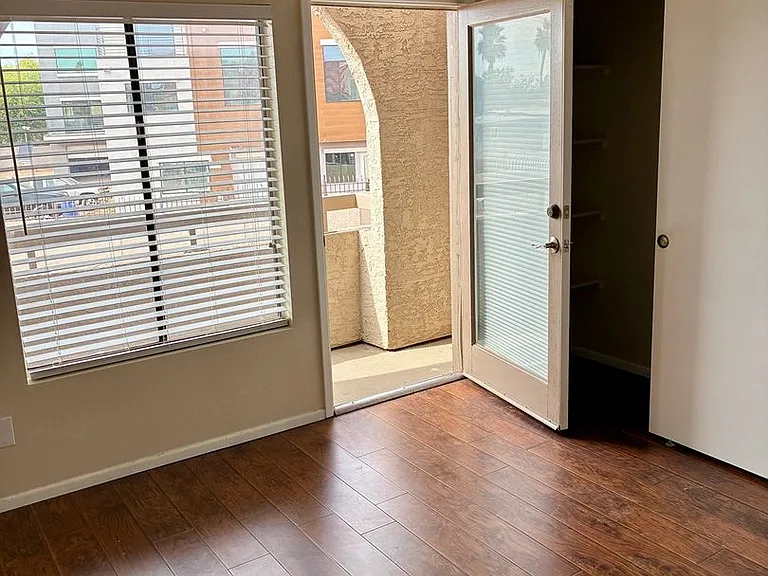 11666 N 28th Dr #287 — Photo 15