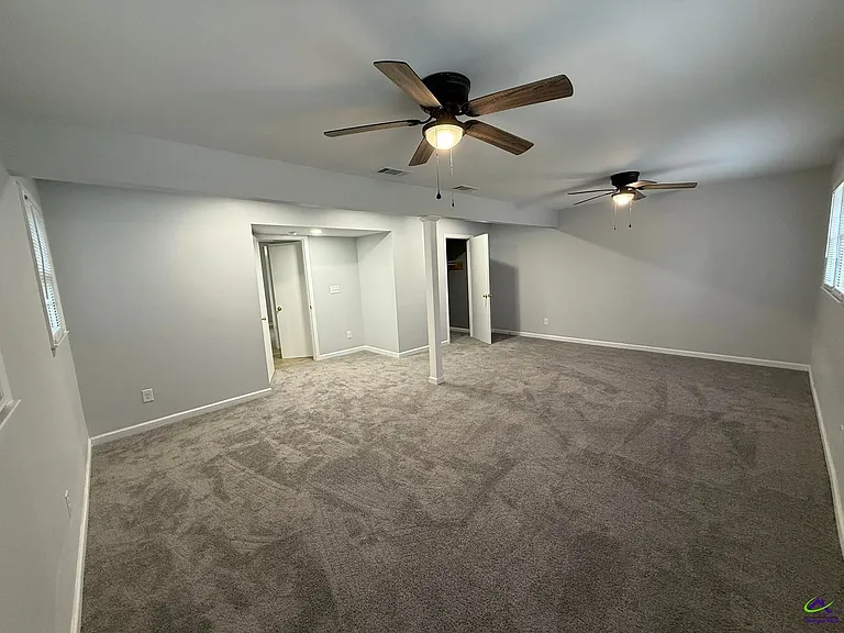 319 Ashby Way — Photo 13
