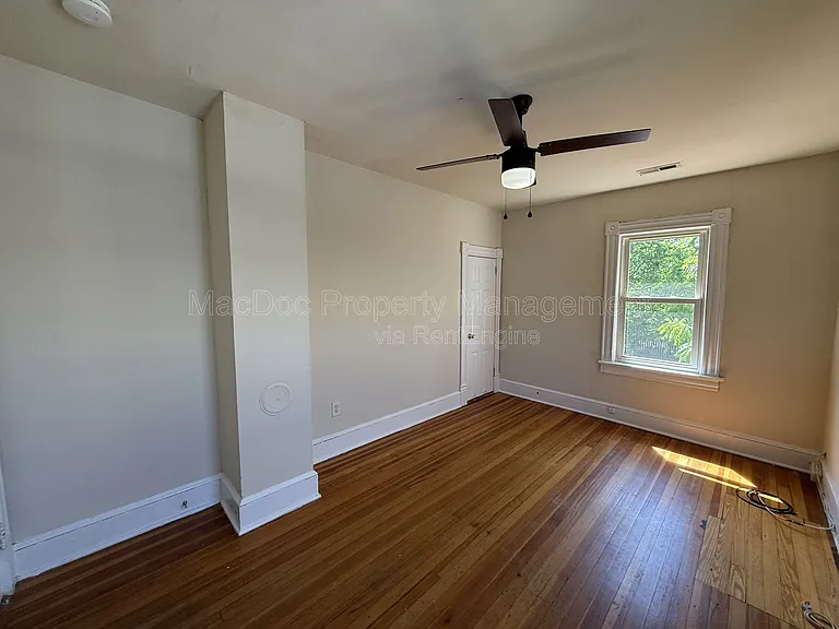 320 Wolfe St #A — Photo 10