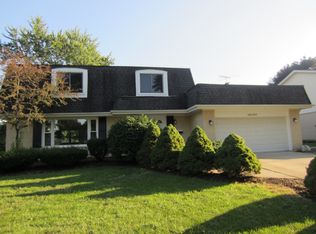 18W207 Claremont Dr, Darien, IL 60561
