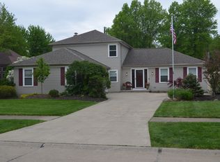 26927 Heatherwood Cir, Olmsted Township, OH 44138