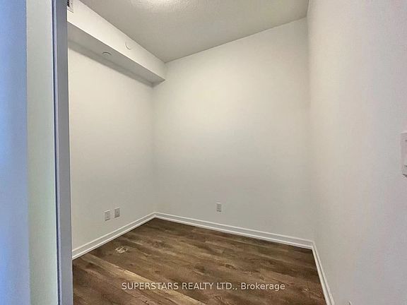 3rd image of 32 Forest Manor Rd #1207