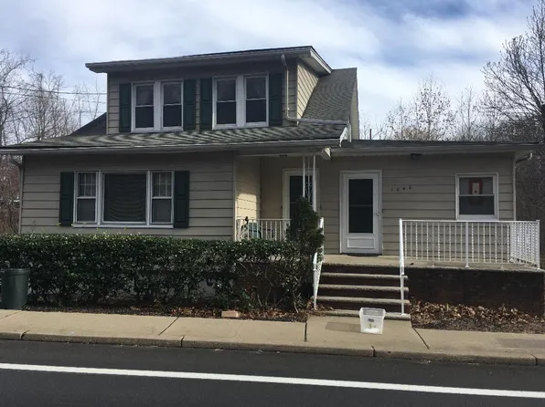 1040 High Mountain Rd #2, North Haledon, NJ 07508