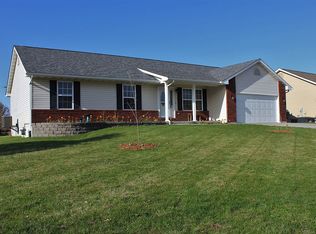 7 Blaine Ct, Bowling Green, MO 63334