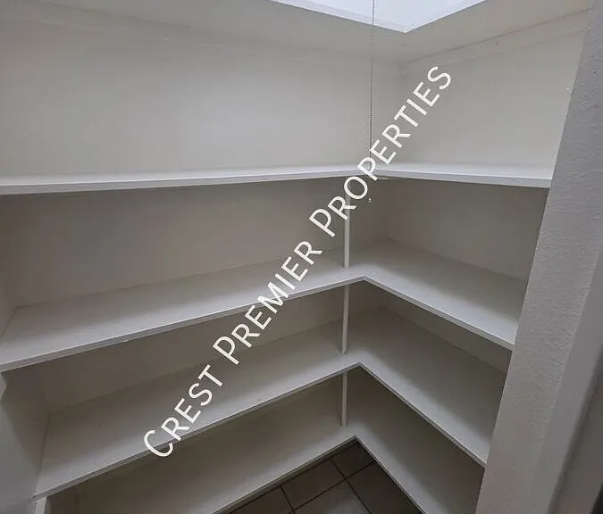 2149 E 10th St #2 — Photo 10