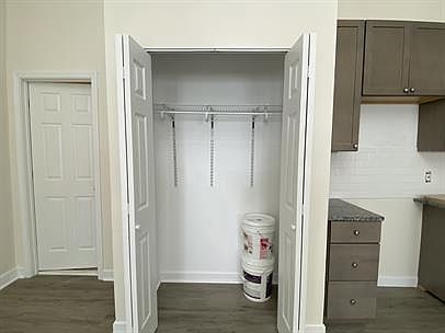 4th image of 4450 S Wood St #1F