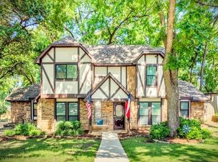 306 Larchbrook Dr, Garland, TX 75043