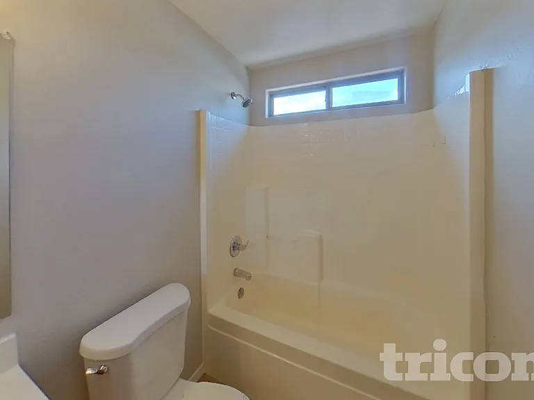 43714 W Cale Dr — Photo 13