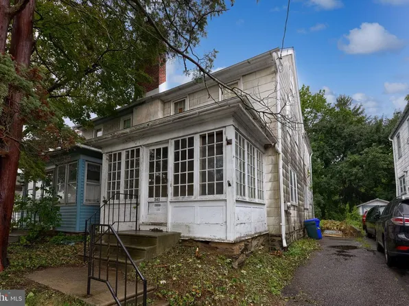 343 Oak Rd, Glenside, PA 19038