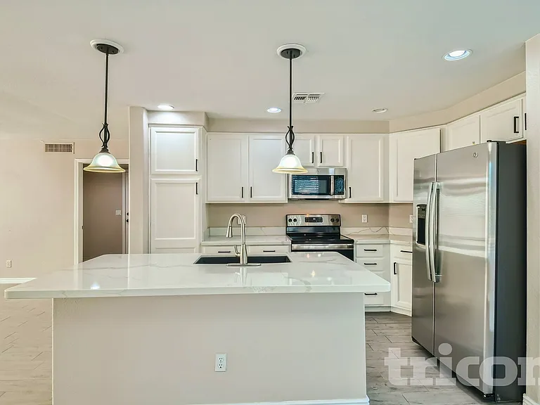 15028 W Honeysuckle Ln — Photo 18