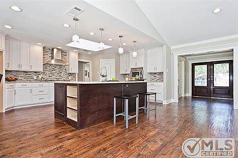 1st image of 7508 Cliffbrook Dr