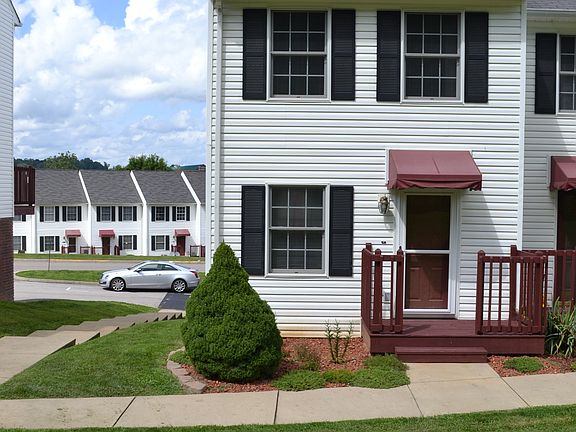 2nd image of 349 Beaverview Dr